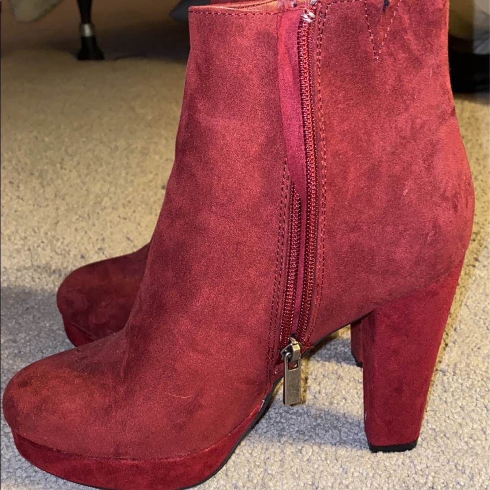 Velvet red suede booties